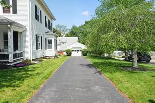 32 Grant Ave, Brockton, MA 02301 - Photo 4