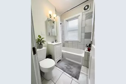 489 E Broadway St #3, Boston, MA 02127 - Photo 14