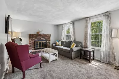 90 Comet, Methuen, MA 01811 - Photo 8