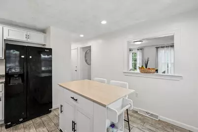 90 Comet, Methuen, MA 01811 - Photo 14