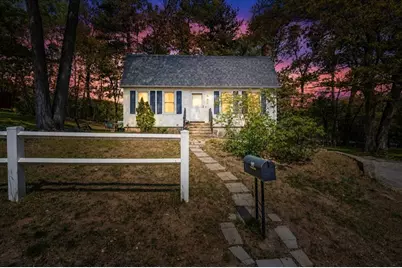 90 Comet, Methuen, MA 01811 - Photo 6