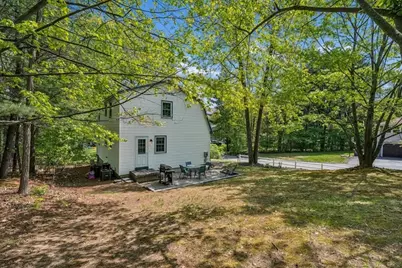 90 Comet, Methuen, MA 01811 - Photo 32