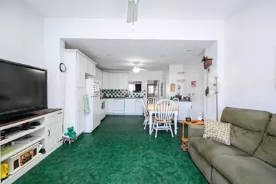 463 E 6th St, Boston, MA 02127 - Photo 10