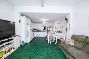463 E 6th St, Boston, MA 02127 - Photo 10