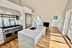 65 Franklin St, Provincetown, MA 02657 - Photo 4