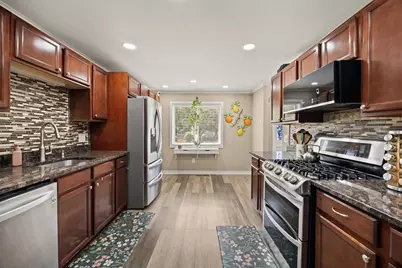 37 Jasper Ln #37, Randolph, MA 02368 - Photo 4
