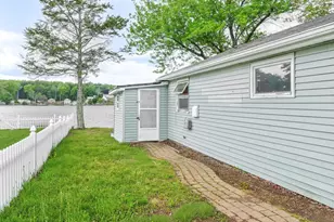 35 Sichols Colony Rd, Wales, MA 01081 - Photo 12