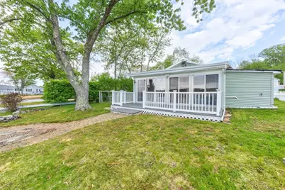 35 Sichols Colony Rd, Wales, MA 01081 - Photo 2