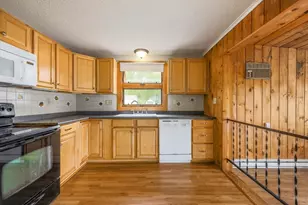 35 Sichols Colony Rd, Wales, MA 01081 - Photo 16