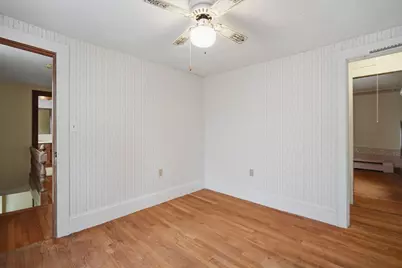 20 Athol Street, Springfield, MA 01107 - Photo 32