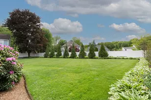 130 Pleasant St, Northborough, MA 01532 - Photo 32