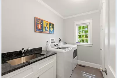 27 Samoset Rd, Woburn, MA 01801 - Photo 16