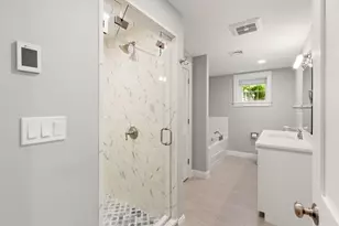 27 Samoset Rd, Woburn, MA 01801 - Photo 24
