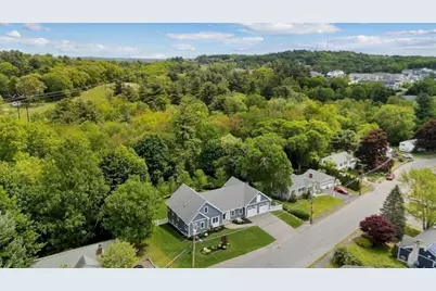 27 Samoset Rd, Woburn, MA 01801 - Photo 36