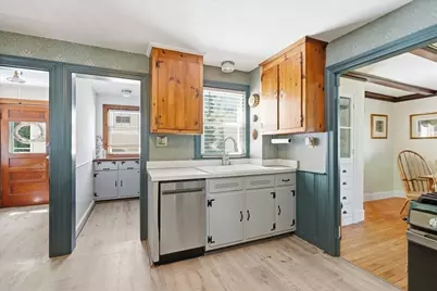 364 North Ave, Rockland, MA 02370 - Photo 4