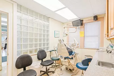 166 Columbia Rd, Boston, MA 02121 - Photo 32