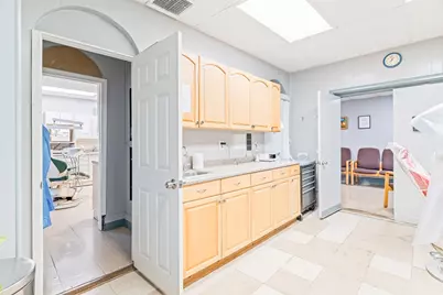 166 Columbia Rd, Boston, MA 02121 - Photo 4