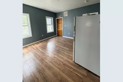 596 Howard St #2, Lawrence, MA 01841 - Photo 6