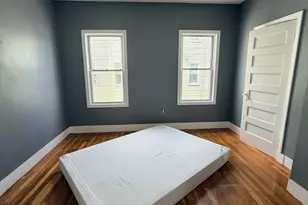 596 Howard St, Lawrence, MA 01841 - Photo 8