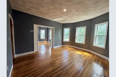 596 Howard St #2, Lawrence, MA 01841 - Photo 4