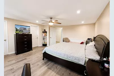 18 Frongillo Farm Rd, Worcester, MA 01604 - Photo 12