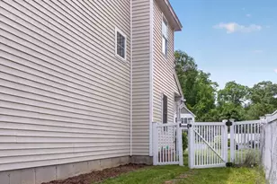18 Frongillo Farm Rd, Worcester, MA 01604 - Photo 24