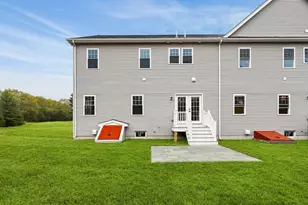 13 Whitman Cir, Bellingham, MA 02019 - Photo 36