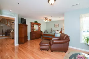 216 Reservoir St, Holden, MA 01520 - Photo 22