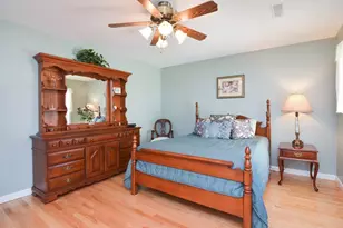 216 Reservoir St, Holden, MA 01520 - Photo 20