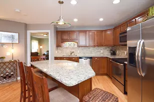 216 Reservoir St, Holden, MA 01520 - Photo 16
