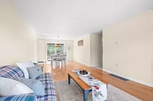 38 Country Side Rd, Bellingham, MA 02019 - Photo 10
