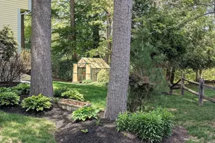 7 Shannon Ln, Beverly, MA 01915 - Photo 18