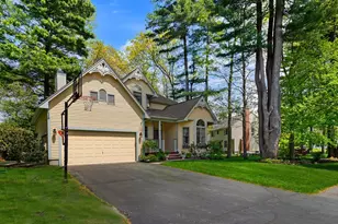 7 Shannon Ln, Beverly, MA 01915 - Photo 2