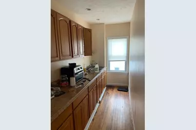 22 Robinson St, Webster, MA 01570 - Photo 12