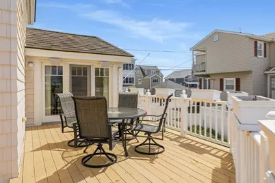 12 Commonwealth Ave, Salisbury, MA 01952 - Photo 10