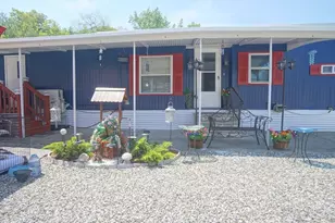 93 Grochmal Ave, Springfield, MA 01151 - Photo 4