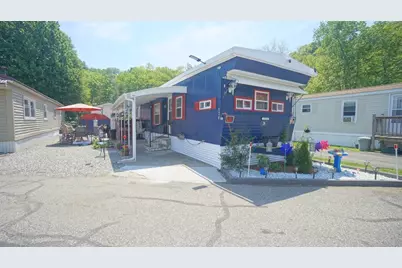 93 Grochmal Ave #126, Springfield, MA 01151 - Photo 2