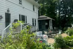 117 E Washington St, Hanson, MA 02341 - Photo 2