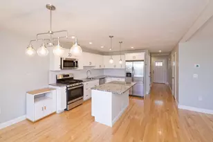 1204 Hazelwood Way, Clinton, MA 01510 - Photo 8