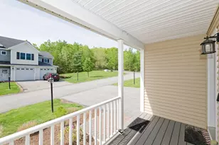 1204 Hazelwood Way, Clinton, MA 01510 - Photo 4