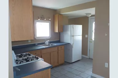 85 Maplewood Ave, Swansea, MA 02777 - Photo 16