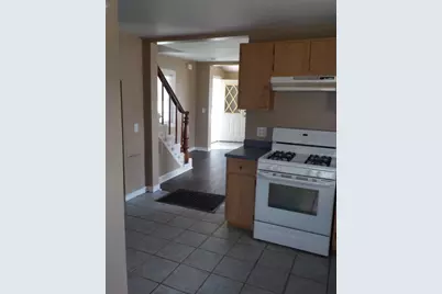 85 Maplewood Ave, Swansea, MA 02777 - Photo 36