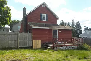 85 Maplewood Ave, Swansea, MA 02777 - Photo 34