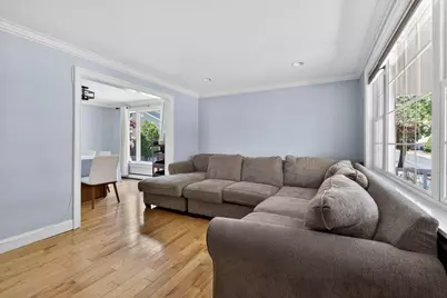 29 Bowman St, Malden, MA 02148 - Photo 8