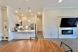 320 Middlesex Ave, Medford, MA 02155 - Photo 8