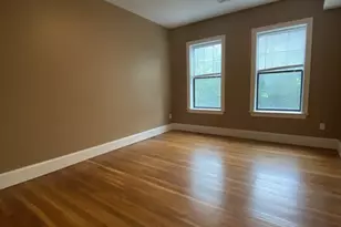 1592 Beacon St, Brookline, MA 02445 - Photo 6