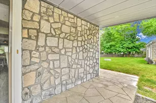 619 N Main St, Mansfield, MA 02048 - Photo 34