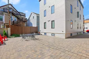 42 Dennis St, Boston, MA 02119 - Photo 16