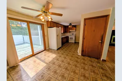7 Birchwood Dr, Webster, MA 01570 - Photo 4