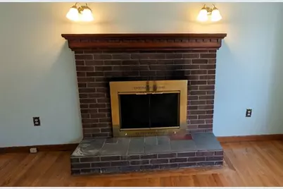 7 Birchwood Dr, Webster, MA 01570 - Photo 6